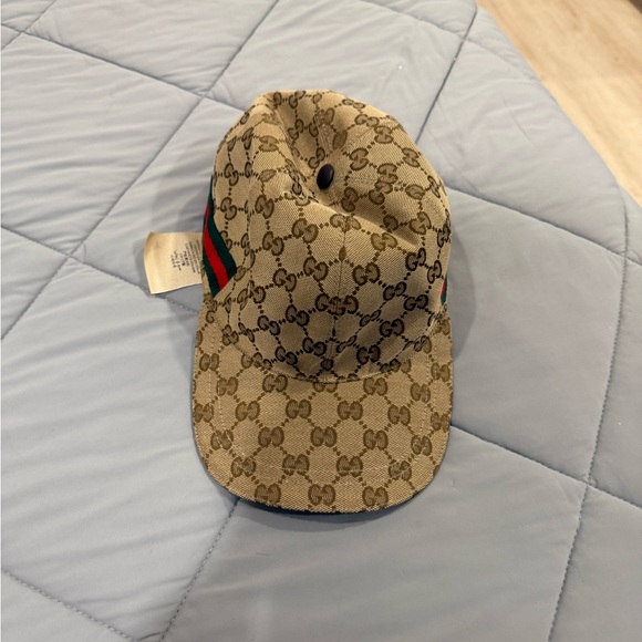 Gucci Accessories - Gucci Tan Monogram Cap with Stripes